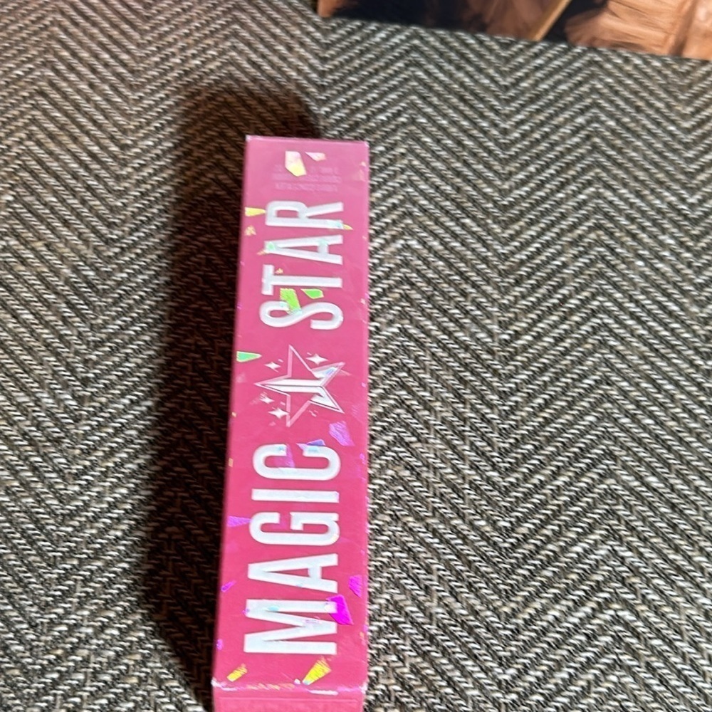 Sale NWT Jeffree Star Cosmetics JSC Magic Star Concealer C9.5 makeup - Picture 2 of 3